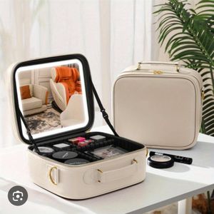 Trousse de maquillage portable avec miroir LED, grande capacité, compartiments amovibles, porte-pinceaux, mallette cosmétique de voyage en cuir PU
