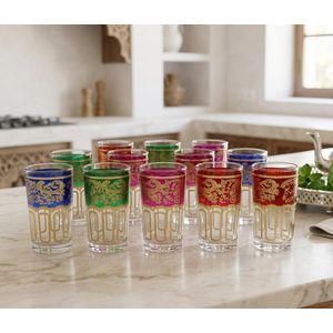 Set de 12 Verres à Thé Marocains Traditionnels colorés– Verre de Haute Qualité – Finition Dorée Royale et Motifs Arabesques 