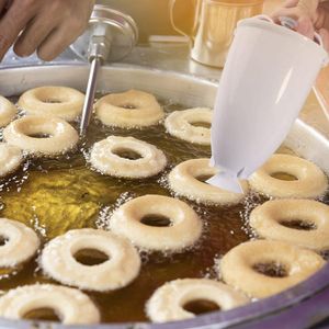 Donut Maker avec Distribution Contrôlée – Parfait pour Débutants et Experts