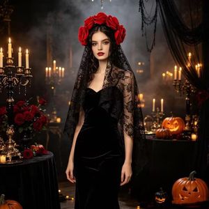 Headband with Black Lace Veil - Voile en Dentelle Noire
