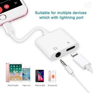 Double Adaptateur Prise Jack/Lightning pour IPHONE 7 Audio 3.5mm Cable 2 en  1 Chargeur APPLE (NOIR) - Chargeur pour téléphone mobile - Achat & prix