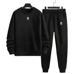 Ensemble taj brand femme/homme sweatshirt/pantalon noir meilleure qualité