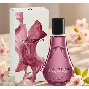 Oriflame Brume Parfumée Love Potion Blossom Kiss 75 ml