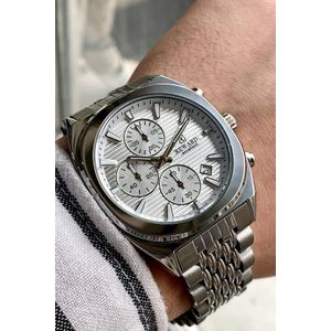REWARD Montre Homme Chronographe Boîtier Coussin Cadran Texturé Bracelet Acier Argenté – Édition Originale