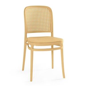 chaise est entièrement fabriquée en polypropylène