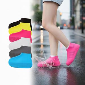 واقيات أحذية من السيليكون مقاومة للماء - أمن خطواتك (لون عشوائي)