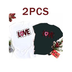 Lot de 2 T-shirts assortis pour couple avec imprimé LOVE et symboles de cœur - Ensembles assortis blanc et noir, T-shirts surdimensionnés à col rond pour homme et femme, Tenues assorties pour couples, (Lavable en machine) - Wear