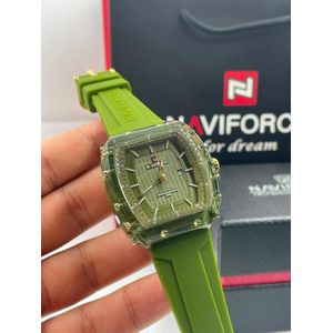 Montre femme NAVIFORCE Carrée  - Bracelet Silicone Étanche + Date multicolor 