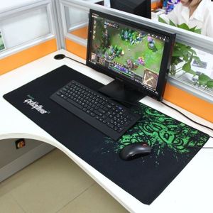 Razer Tapis de souris Gamer, Goliathus, pour ordinateur de bureau XXL 