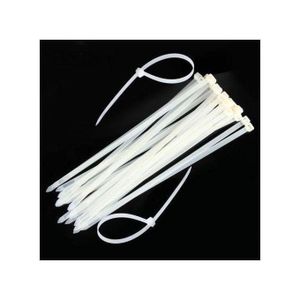 Solutions d'attaches de câble pour une organisation soignée et efficace de vos câbles.