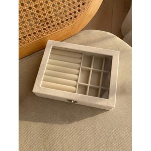 Boîte à bijoux en velours