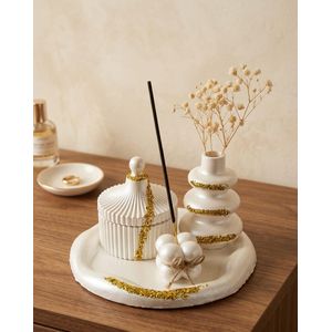 Set de Décoration Moderne pour Tables et Entrées – Design Élégant Blanc et Doré