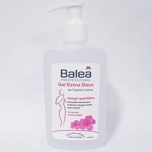 Balea جل نسائي لطيف للغاية بخلاصة الهاماميليس - 220 مل