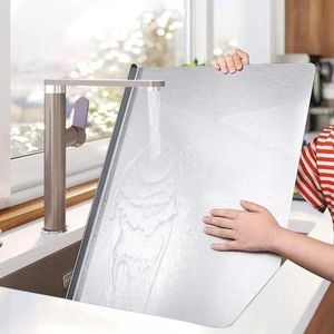 Grande Planche de Travail en Acier Inoxydable avec Lèvre de Fixation – Accessoire de Cuisine pour Pizza, Boulangerie et Pâtisserie