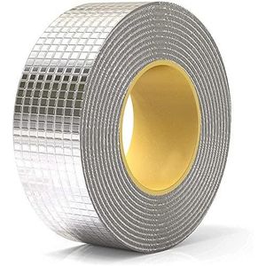 Adhésion maximale : scellez tuyaux, toits et surfaces en un clin d’œil !