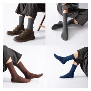 Lot 3 chaussettes différentes couleurs business hommes 