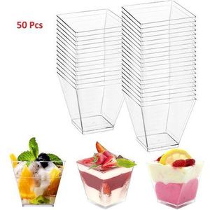 Lot de 50 Verrines Carrées en Plastique Réutilisable Convient pour Mousses Gâteaux Desserts 120cc Taile 6X6Cm