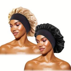 VEADA 2 BONNET NOIR ET ALANC