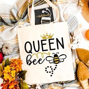 Sac à main Abeille Reine Aesthetics, un cadeau distinct pour les amateurs d'abeilles, avec un design d'abeille reine. Ce grand et élégant sac en toile est parfait pour les pique-niques en plein air, les fêtes, les voyages et les achats.