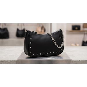 Sac Épaule Noir Chic à Clous et Chaîne Argentée