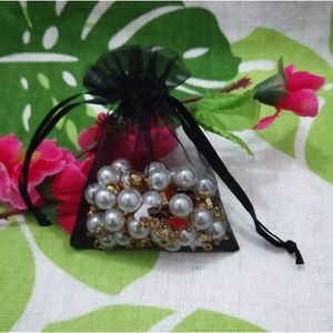 Pochette cadeau deals noel pas cher