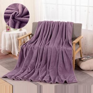 Plaid Couverture Polaire, Jeté de Canapé en Flanelle, 240x 220 cm, Couverture de Lit Doux et Chaud pour Toutes Les Saisons