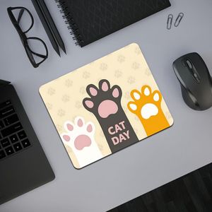 Tapis de souris carré bas profil trois couleurs avec empreinte de patte de chat pour la fête des chats, tapis en caoutchouc antidérapant sans bordure, multi-spécifications, bureau, étude, gaming, bureau d'étudiant, cadeau de vacances