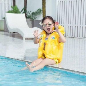 Gilet de Sauvetage Gonflable pour Enfants – Accessoire Pratique pour Piscine
