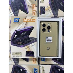 GT30 Pro Double Carte SIM card SD Card Téléphone portable pliable GSM