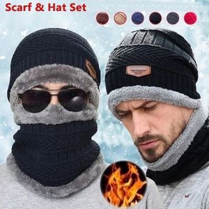 Bonnet Tricoté Femme Ensemble Hiver 2 en 1 Écharpe Beanie avec Cache-Cou  Doublure Polaire Chaud Chapeau d'Hiver avec Pompon Femme Bonnet de Sport et