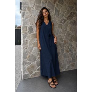 Marwa فستان بدون أكمام