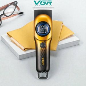 Tondeuse à cheveux professionnelle VGR V-966 avec écran LED et lame en T de précision, rechargeable et sans fil, avec 4 sabots de guidage pour un toilettage supérieur.