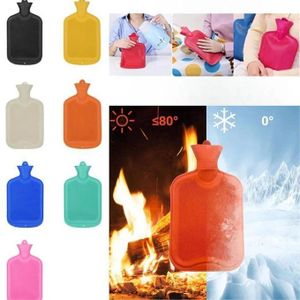 Bouteilles d'eau chaude thermiques de 2 litres : Soulagement de la douleur avec elegance (colleur aleatoire)