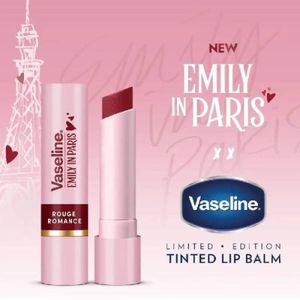 Vaseline Baume à lèvres teinté rose Rouge Romance Emily in Paris Édition Limitée - 3g