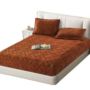 Drap housse Jacquard En Velours  D'hiver + 2 Taies D'oreiller 