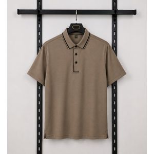 Polo Homme Classique Chic à Manches Courtes – Coupe Moderne Confortable – Couleur Marron Taupe
