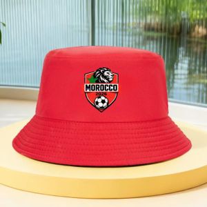 Chapeau Bob Football Maroc 2026 – Accessoire Supporter Rouge avec Logo Lion Atlas et Ballon