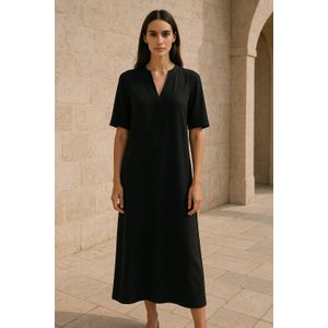 Marwa فستان أسود طويل مستقيم