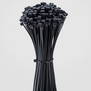 Generic Attache de câble en nylon plastique 100 PCS noir 4.8X400 anneau de  fixation à prix pas cher