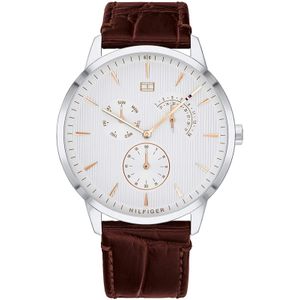 Tommy hilfiger montre homme prix 2025 maroc