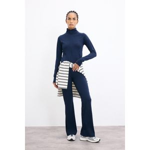 Defacto Pantalon de sport flare en tissu extensible Airtech, taille haute et coupe ajustée
