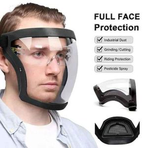 Écran facial ajustable pour une protection optimale en milieu exposé