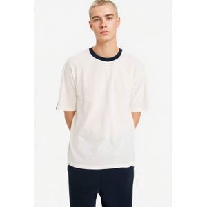 Defacto تيشيرت نص كم قصة عادية بياقة مستديرة