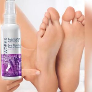 SPRAY Déodorant PIEDS et Chaussures à la LAVANDE FOOTWORKS AVON