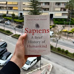 Sapiens: A B rief History of Humankind