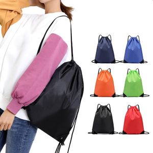 Ensemble de 3   sacs à cordon en noir, adaptés pour être utilisés comme sacs à dos, sacs à cordon, sacs de sport ou sacs de voyage de yoga pour les sports de plein air