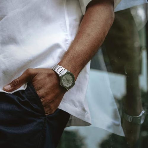 product_image_name-Casio-إديفيس سليم لاين للرجال - زجاج ياقوتي مقاوم للخدوش - تاريخ - مقاوم للماء حتى 100 متر - EFR-S105DE-8AV-7