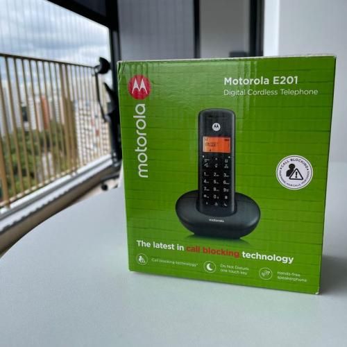 Téléphone sans fil numérique - Motorola E201