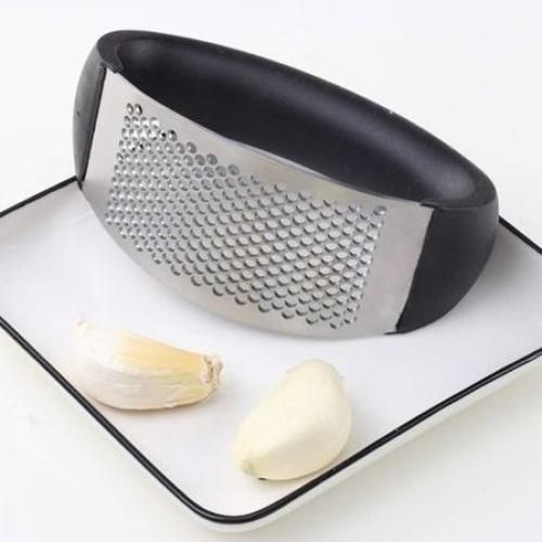 Achetez en gros  Accessoires De Cuisine à Domicile De Haute Qualité  Outils En Acier Inoxydable Concasseur De Gingembre Presse à L'ail Chine et  Presse à L'ail à 0.59 USD