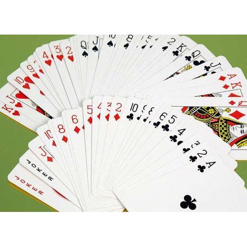 Partie et Match Jeu Nuit détenteurs de la Carte à Jouer rami Poker Rack Plateaux Parfait pour lorganisation de Cartes sur Le Jeu GreatFun en Plastique Poker Rack Cartes à Jouer Titulaire